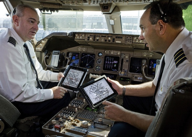 ipad manuales de aviacion maps - american airlines 2012