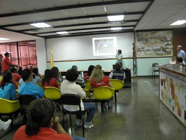 aeropuerto de valencia 2013 ampliacion
