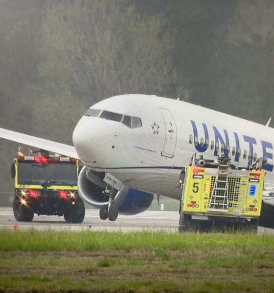 avión de united airlines tren colapsado